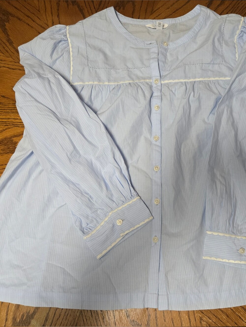 Time and Tru Light Blue Pinstripe Button-Front Blouse